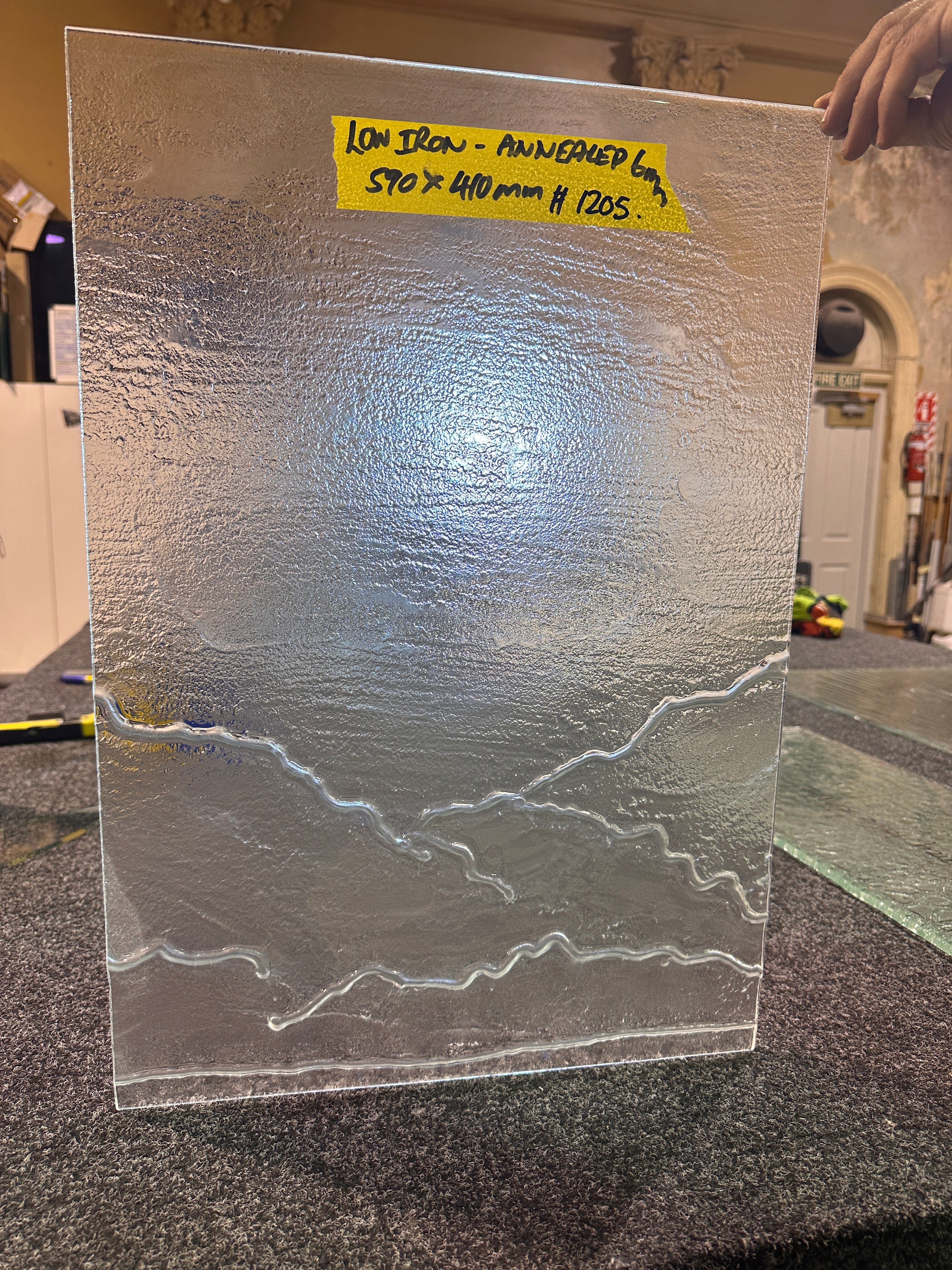 Mountain Splashback! Low Iron- 6mm - 59x41cm #1205