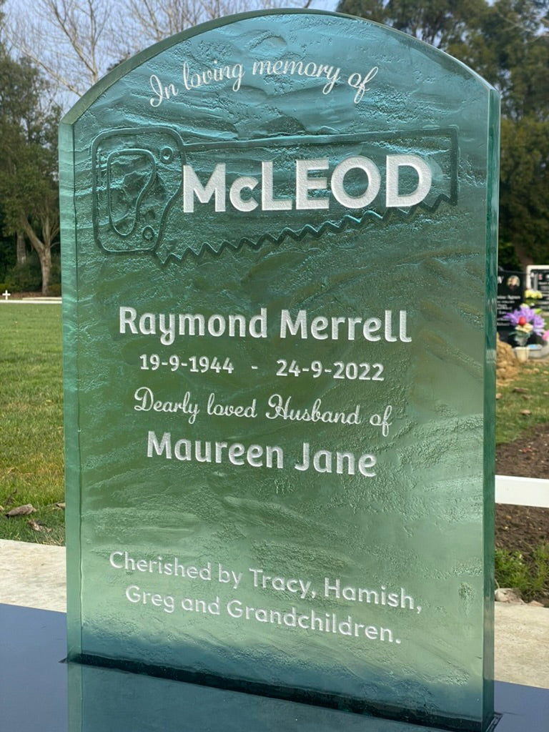 Glass Headstone in clear with white or silver text 