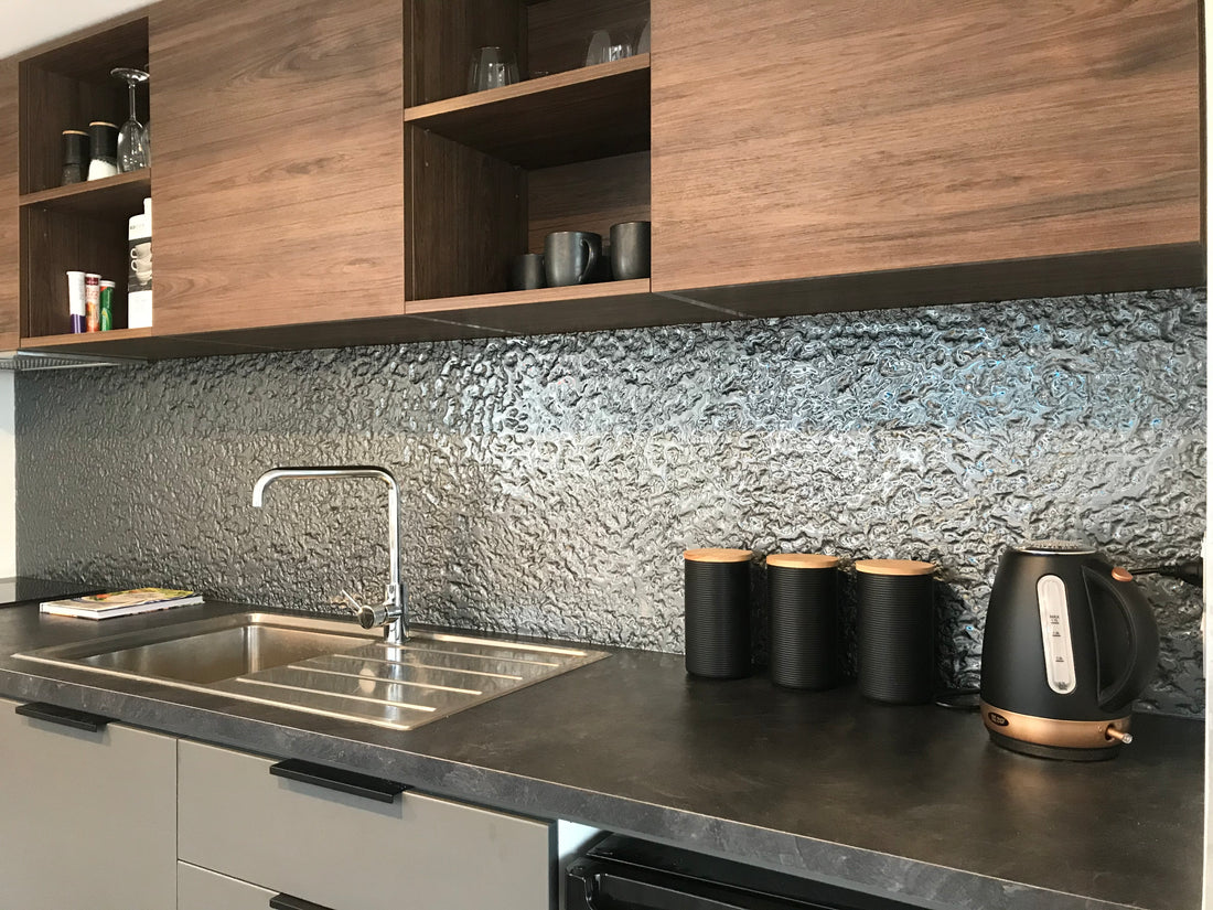 Pro tips on keeping your glass splashback clean