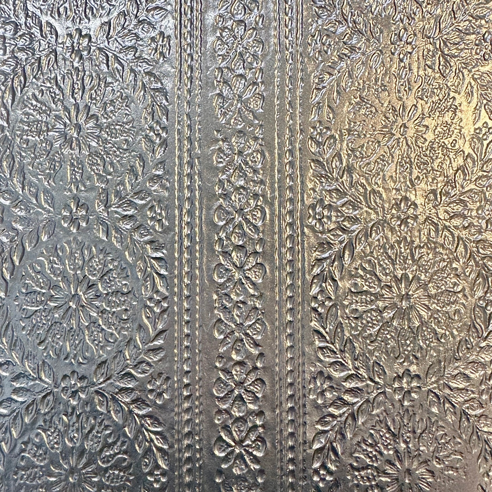 Anaglypta - Townshend Glass Sample