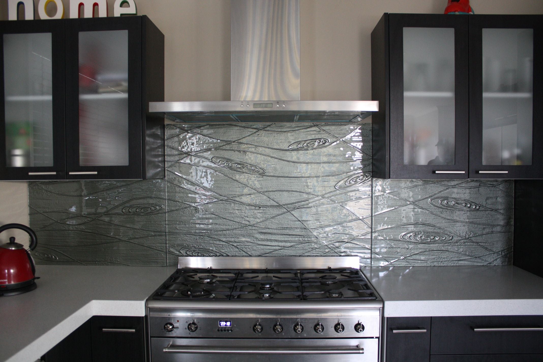 Conformity with Swirls