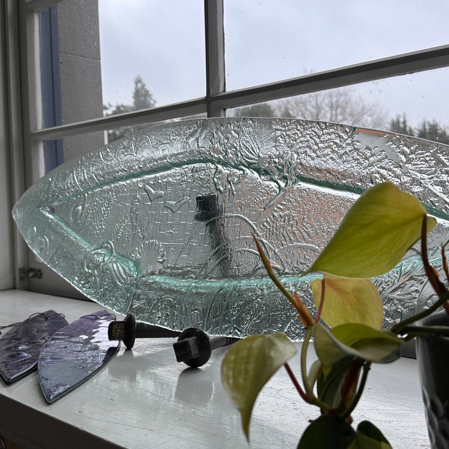Large Dished Glass waka platter