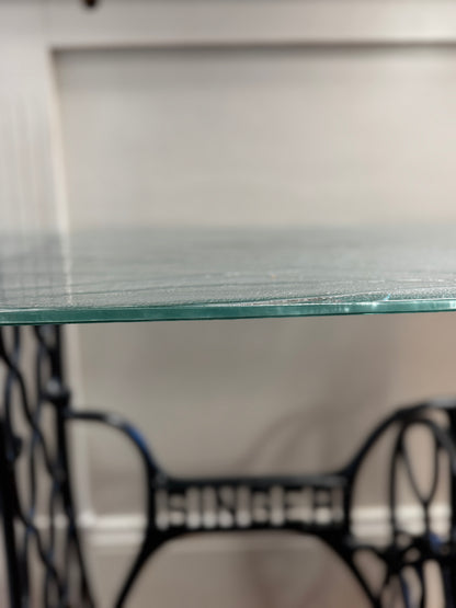 Glass Top Singer