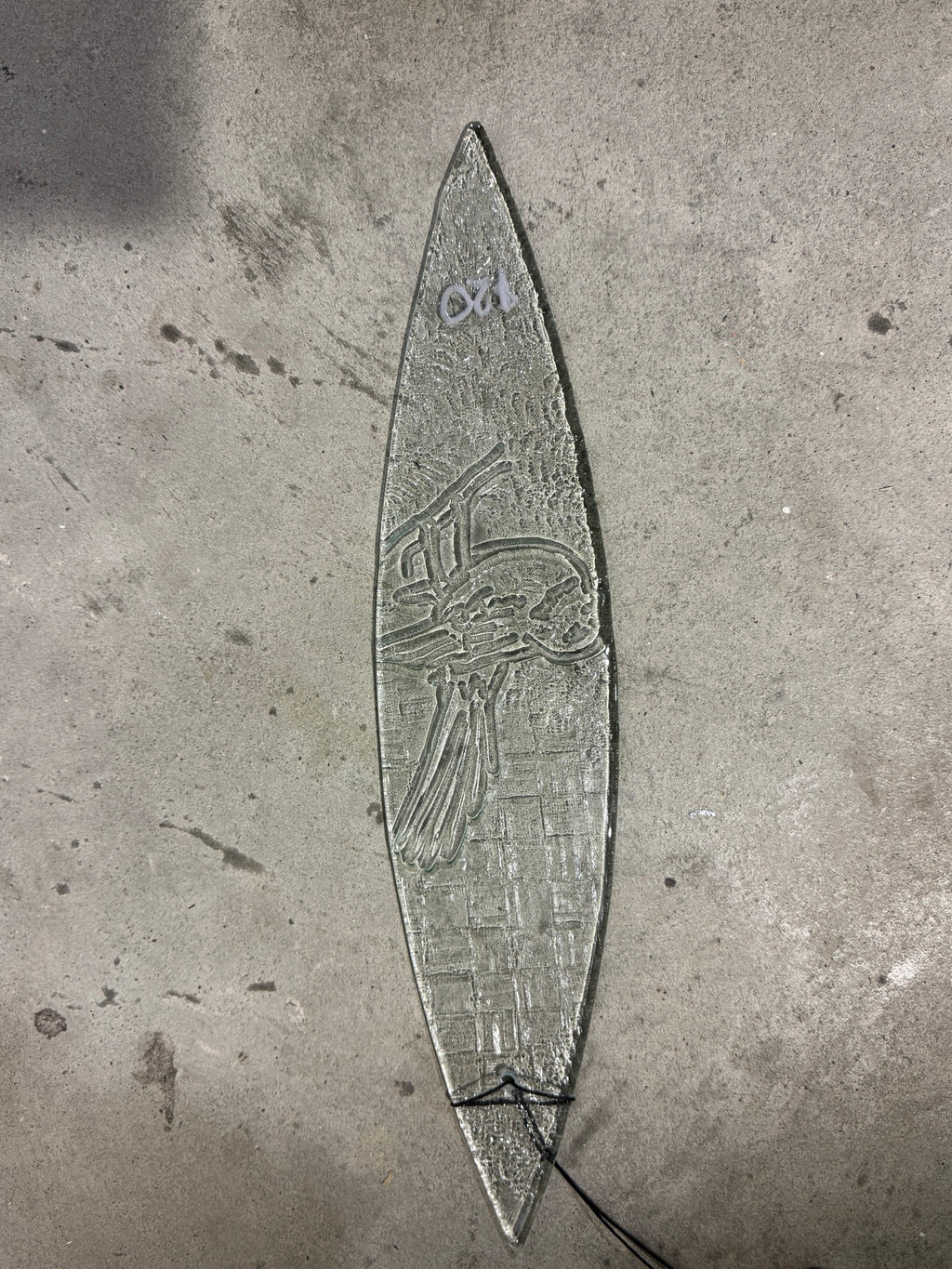 Medium Fantail Waka - Clear