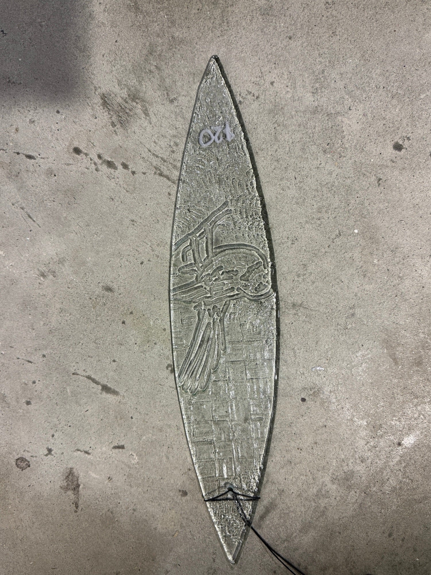 Medium Fantail Waka - Clear