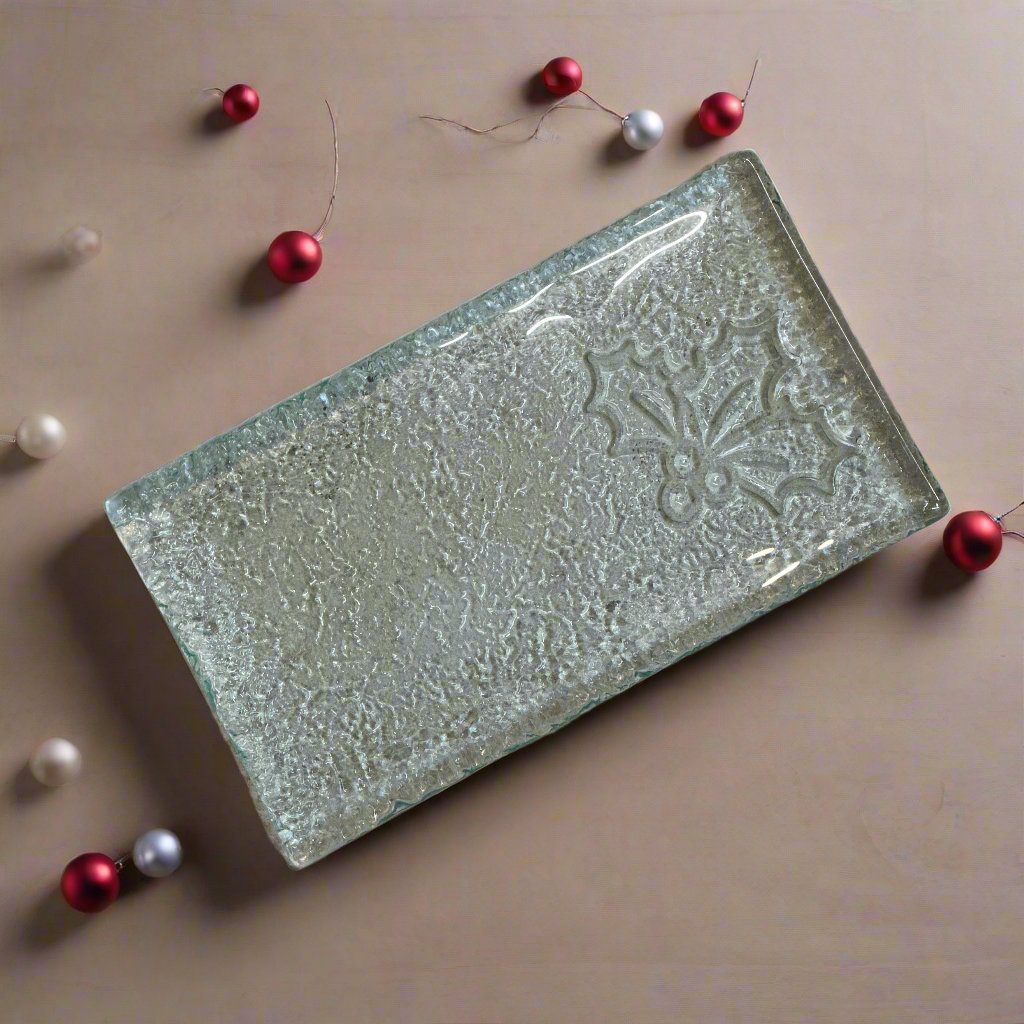 Mistletoe Plate Escape Glass