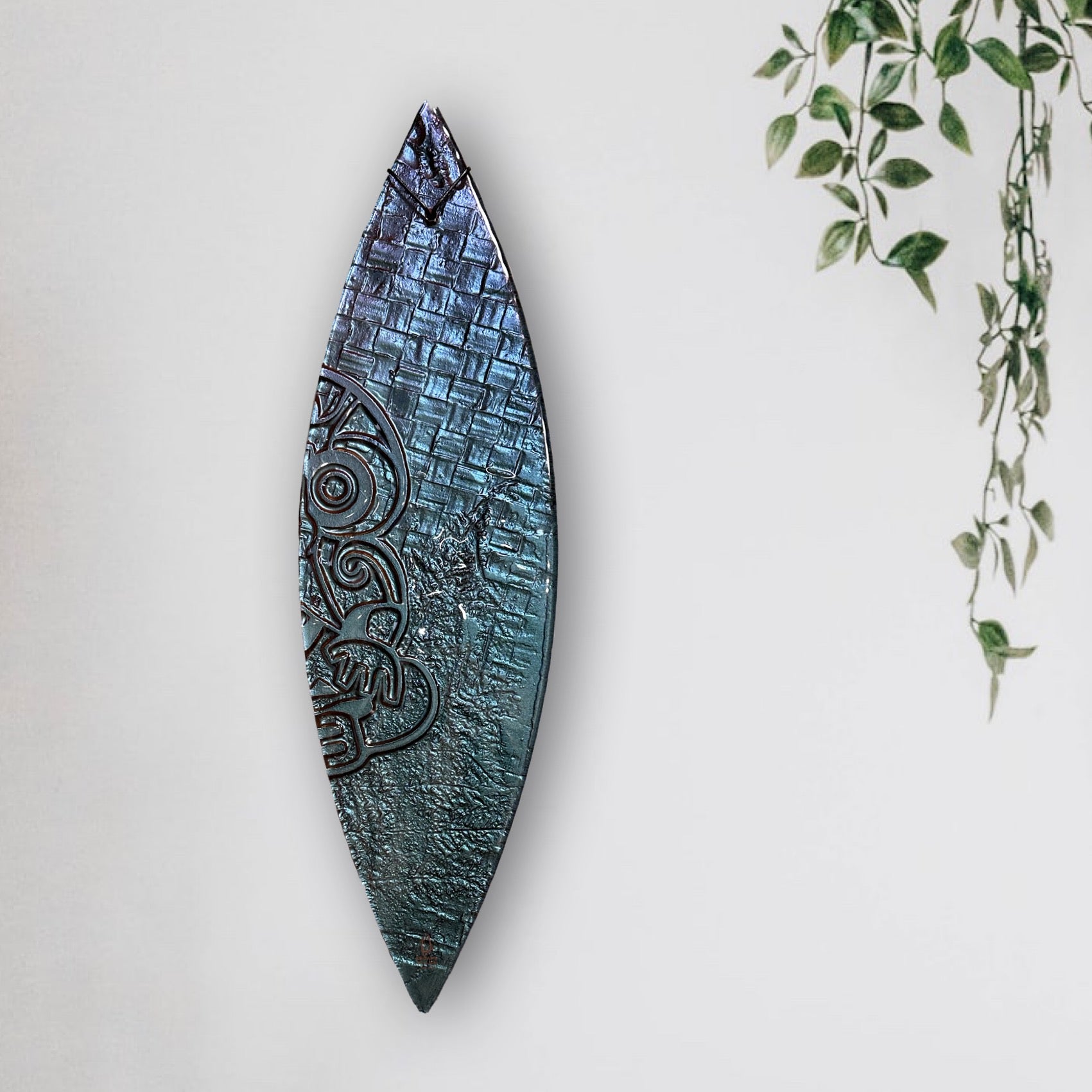 Waka Wall Art - Hei Tiki - Surfboard glass wall hanging - Made in NZ - Escape Glass