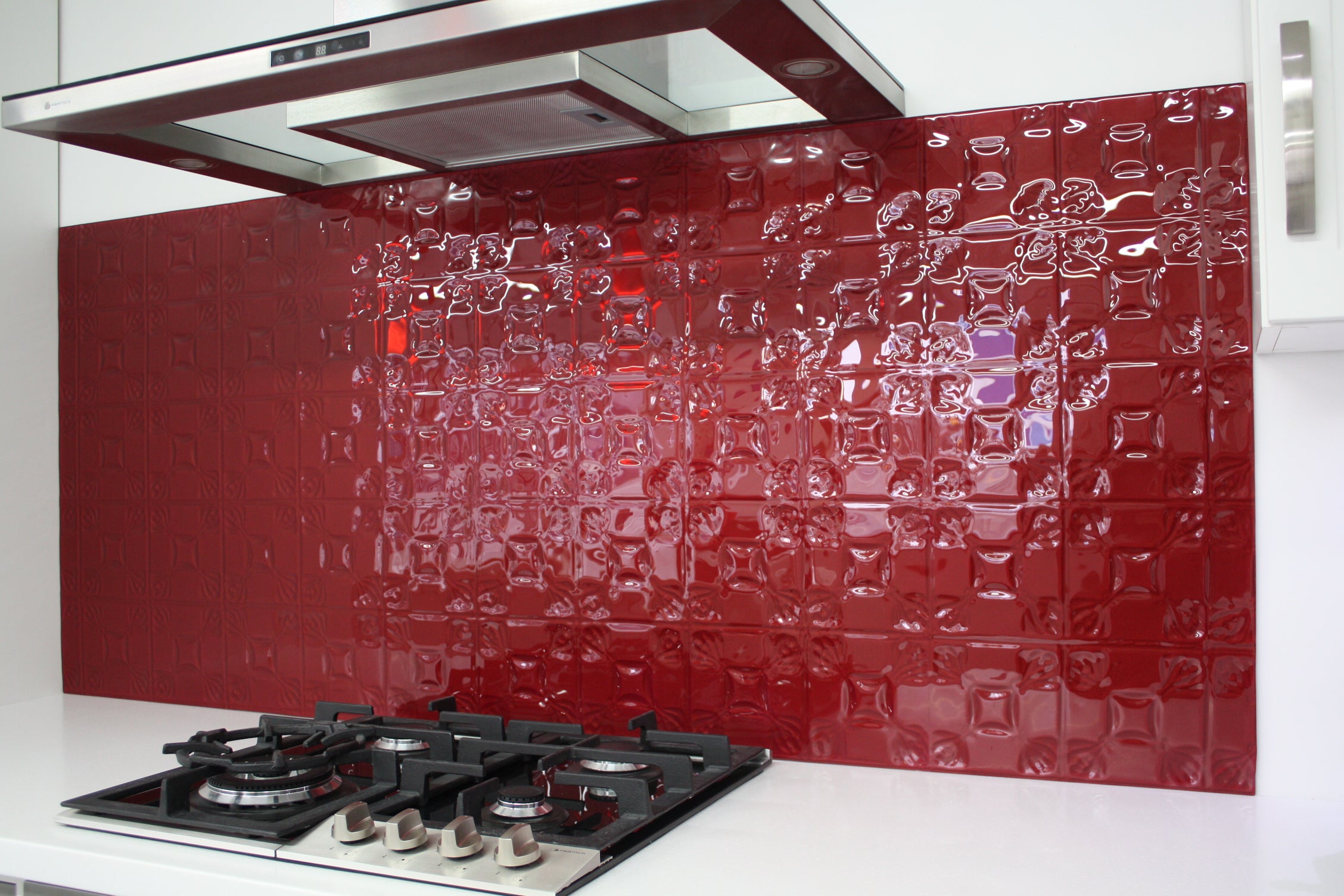 Pressed Tin B - Evans - Glass Sample