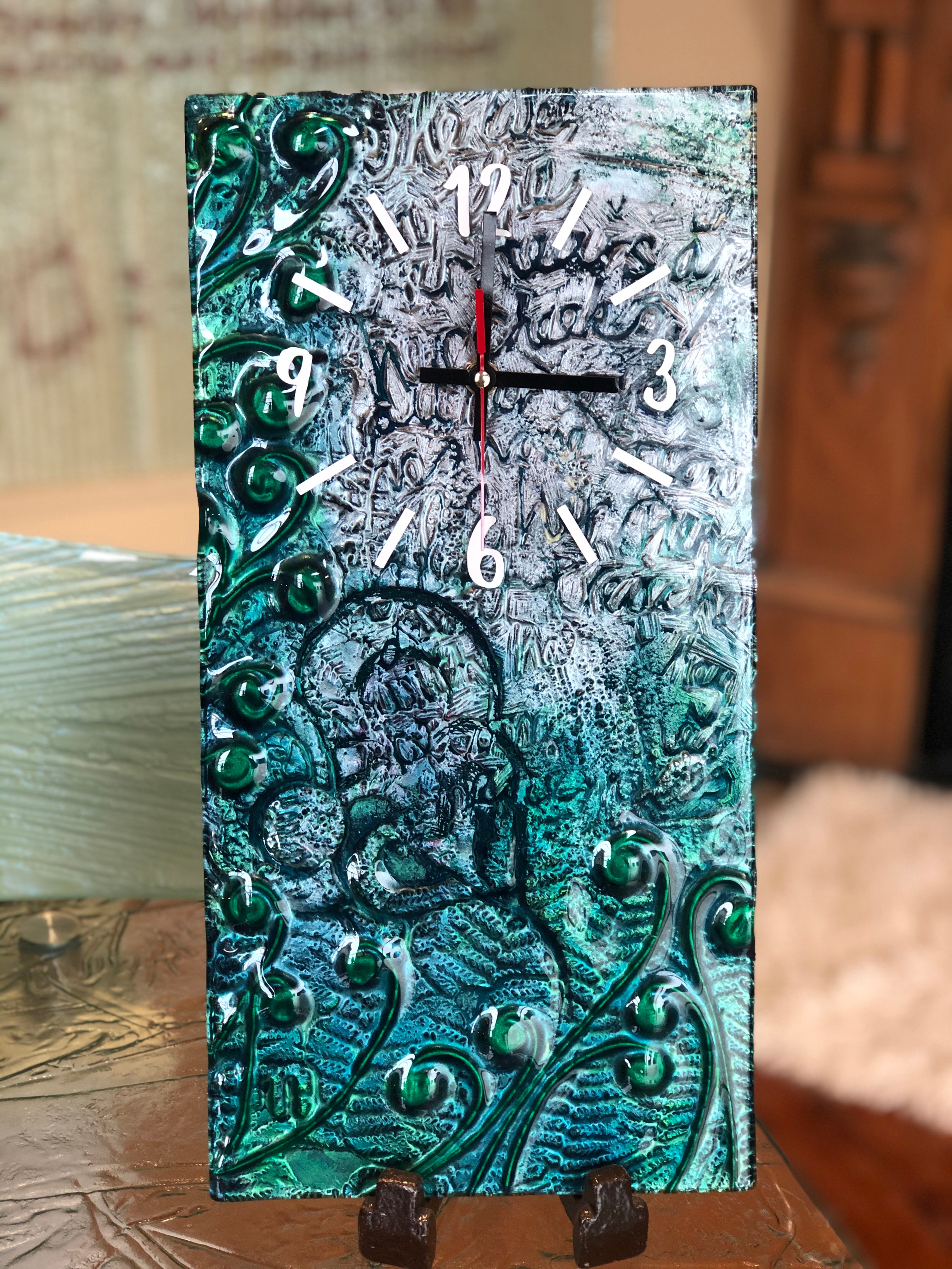 Kiwiana Glass Clock - You choose the colours!